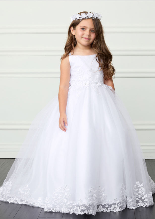 The Isla Gown in white combines timeless elegance with exquisite detailing. This floor-length design features a stunning 3D floral lace bodice adorned with iridescent accents