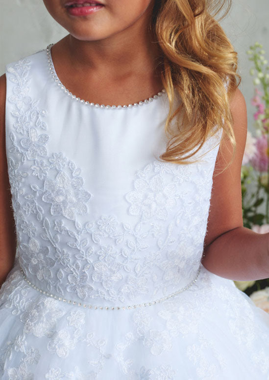 Elegant and enchanting, the Olivia Girls Dress features a shimmering lace bodice adorned with a rhinestone-embellished neckline.